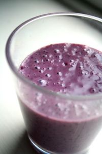 kale-berry-smoothie